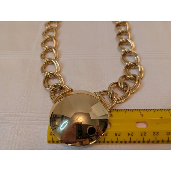 Napier Gold-Tone Chain Link Statement Necklace 16" Round Pendant Runway Jewelry - Picture 11 of 12